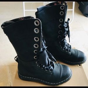 Dr.Martens boots
